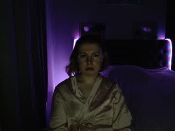 Watch kriseuphoria performing live on BoomCams free cam network