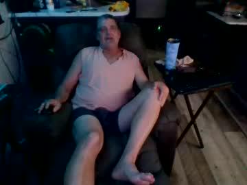 Watch l8tniter performing live on BoomCams free cam network