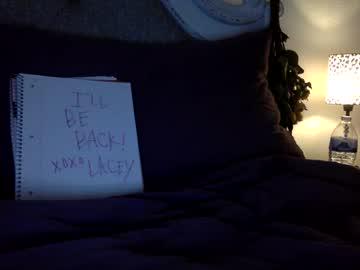 Watch laceylayne96 performing live on BoomCams free cam network
