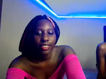 Watch lalisa_manobal performing live on BoomCams free cam network