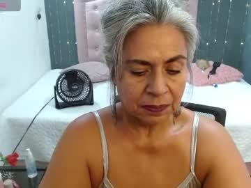 Watch lalisha_96 performing live on BoomCams free cam network