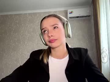 Watch lanajoma performing live on BoomCams free cam network