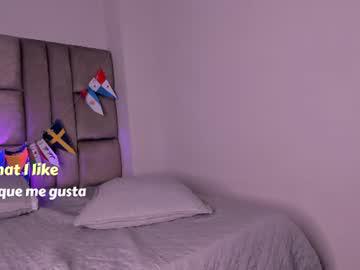 Watch larajeans_ performing live on BoomCams free cam network