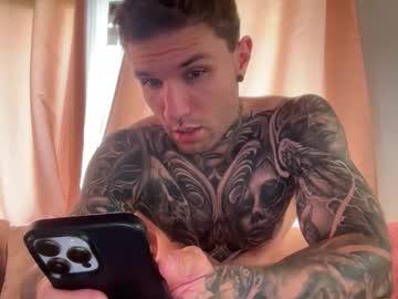 Watch larsskeet performing live on BoomCams free cam network