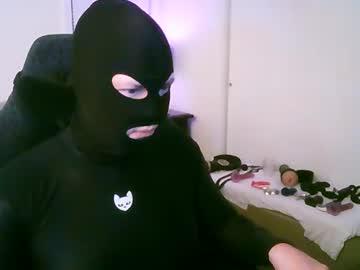 Watch latexminheadroom performing live on BoomCams free cam network