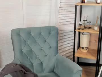Watch laurenasimpkin performing live on BoomCams free cam network