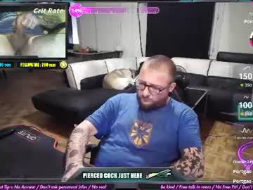 Watch law_leek performing live on BoomCams free cam network
