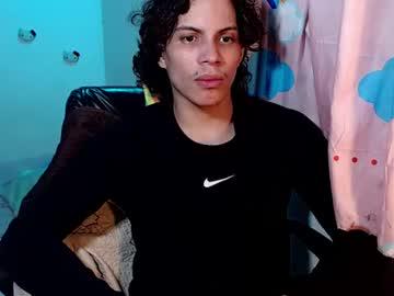 Watch lax777_ performing live on BoomCams free cam network