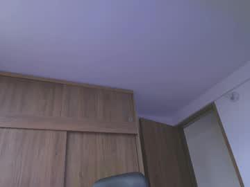 Watch layla_nicols performing live on BoomCams free cam network