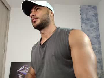 Watch laytonfox performing live on BoomCams free cam network