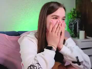 Watch leanarussin performing live on BoomCams free cam network