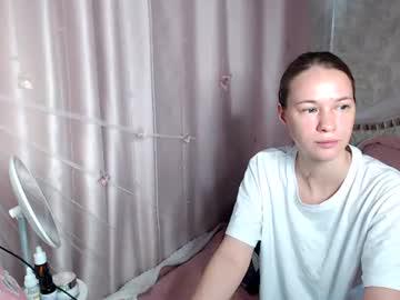 Watch leila_bambi performing live on BoomCams free cam network