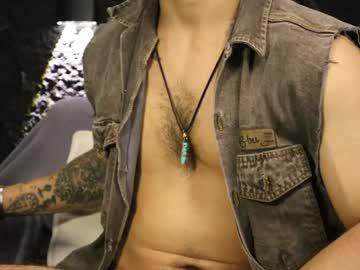 Watch leo_diaz01 performing live on BoomCams free cam network