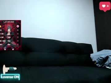 Watch leoreem_ performing live on BoomCams free cam network
