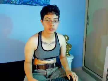Watch lexa_kitty performing live on BoomCams free cam network