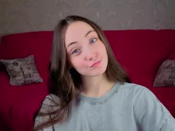 Watch lexi_split performing live on BoomCams free cam network