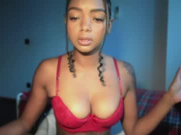 Watch lexy_squirt_queen performing live on BoomCams free cam network