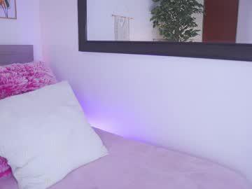 Watch lia_mackenzie performing live on BoomCams free cam network