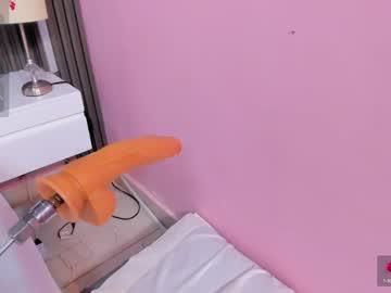 Watch lia_sucker performing live on BoomCams free cam network