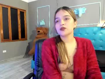 Watch liaa_collinsx performing live on BoomCams free cam network