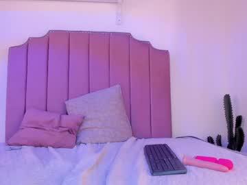 Watch liilith_dh performing live on BoomCams free cam network