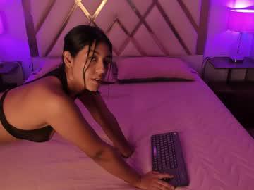 Watch liizjones performing live on BoomCams free cam network