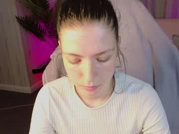 Watch liliaroze performing live on BoomCams free cam network