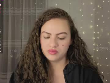 Watch lilyrose1_ performing live on BoomCams free cam network