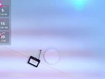 Watch lilywhitee1 performing live on BoomCams free cam network