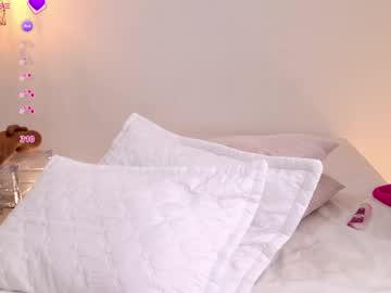Watch lindacater performing live on BoomCams free cam network