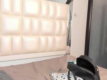 Watch liorah_wolf performing live on BoomCams free cam network