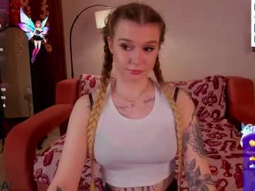 Watch lisa_rabbit performing live on BoomCams free cam network