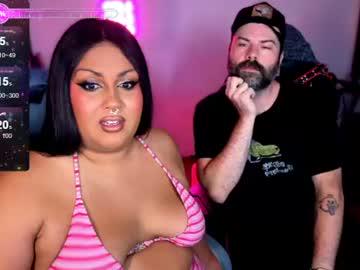 Watch littledracula666 performing live on BoomCams free cam network