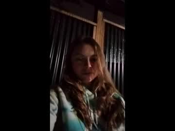 Watch littleleo96 performing live on BoomCams free cam network