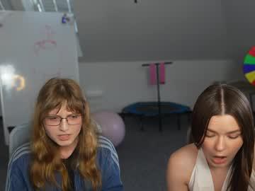 Watch livehub054 performing live on BoomCams free cam network