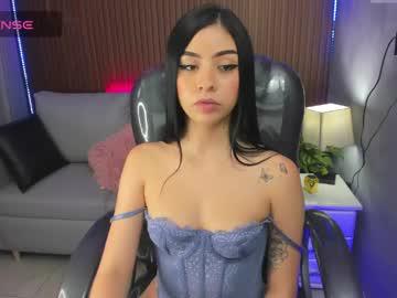 Watch liz_bohemia performing live on BoomCams free cam network