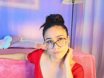 Watch lizzy_kane performing live on BoomCams free cam network
