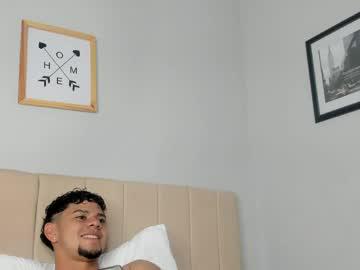 Watch logan_9_ performing live on BoomCams free cam network