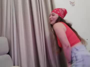 Watch lola_creolla performing live on BoomCams free cam network