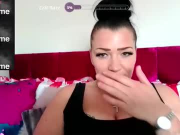 Watch lollaxox performing live on BoomCams free cam network
