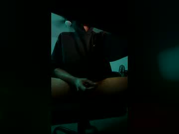 Watch longjxhn69_ performing live on BoomCams free cam network