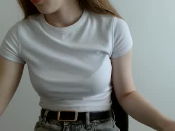 Watch love_vivian performing live on BoomCams free cam network