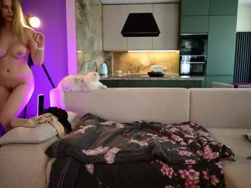Watch love_you_to123 performing live on BoomCams free cam network