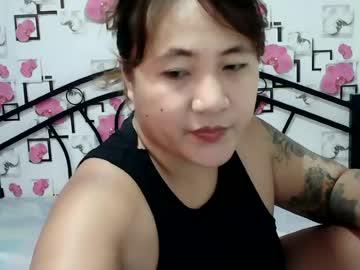 Watch lovelyladylynxxx performing live on BoomCams free cam network