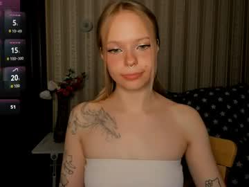 Watch lovemelulu performing live on BoomCams free cam network