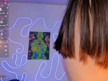 Watch lovexxxdanna performing live on BoomCams free cam network
