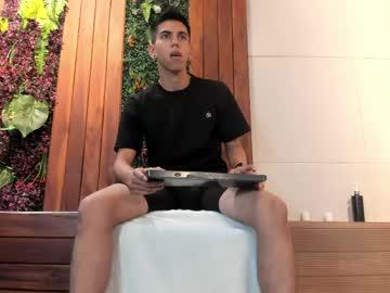 Watch lucca_moreti performing live on BoomCams free cam network