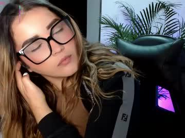 Watch lucia_star_ performing live on BoomCams free cam network
