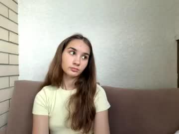 Watch luegerl performing live on BoomCams free cam network