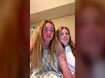 Watch lulu22199 performing live on BoomCams free cam network